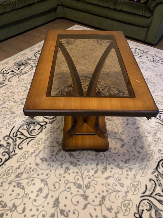 Продам журнальный столик