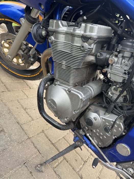 Suzuki Bandit 600s A2