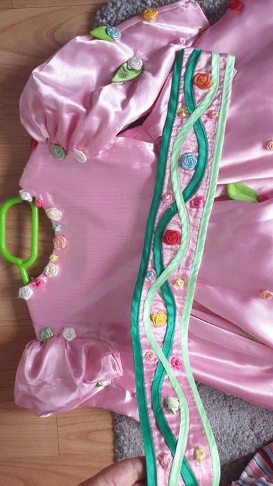 Rochii printesa lucrate manual unicat pt 2 ani. Pt 3 ani haine copii