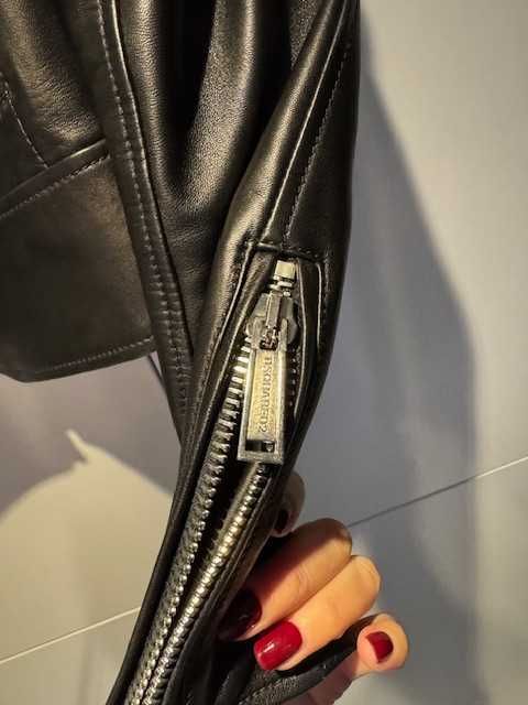 vand geaca piele Dsquared2 originala de dama