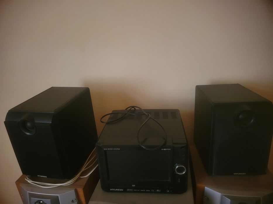 Микро система  Hunday.с встроенным тв