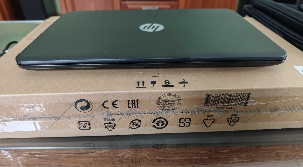 Продавам лаптоп HP 15"