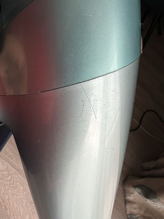 Uscător de păr Remington PROtect ThermoCare 2400W – folosit puțin