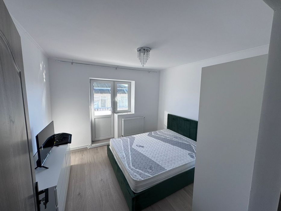 Vand apartament 3 cam