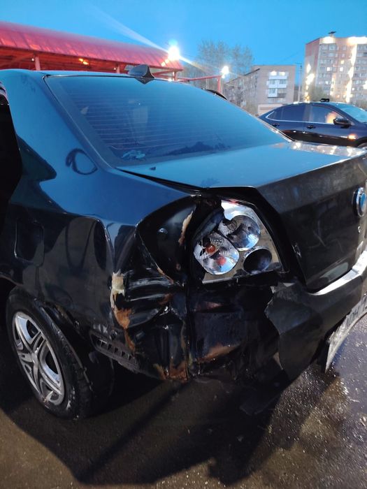 Продам автомобиль.