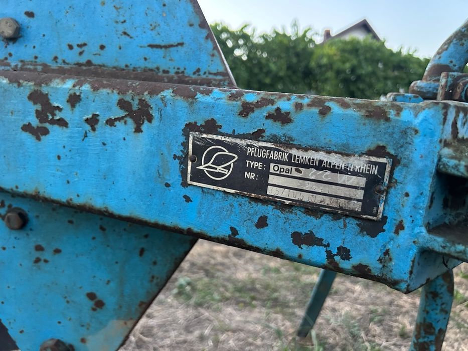 De vânzare plug lemken