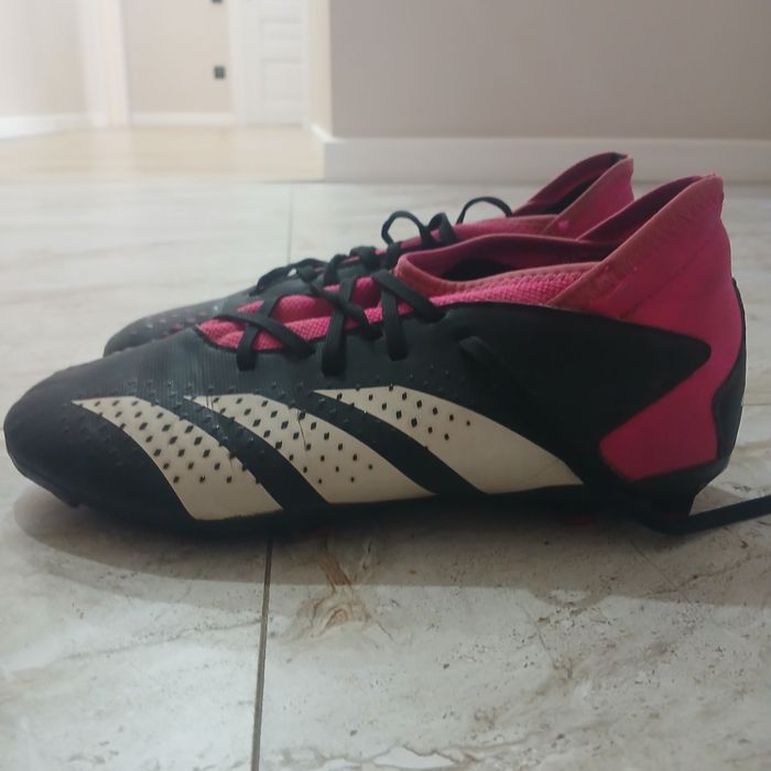 Адидас предатор бутсы 37 размер чуть маломерит