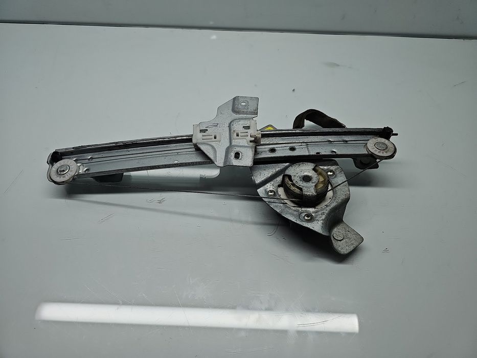 Macara electrica geam stanga spate Dacia Duster [Fabr 2010-2017] 82721