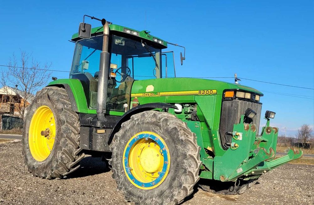 Tractor John Deere 8200 210cp