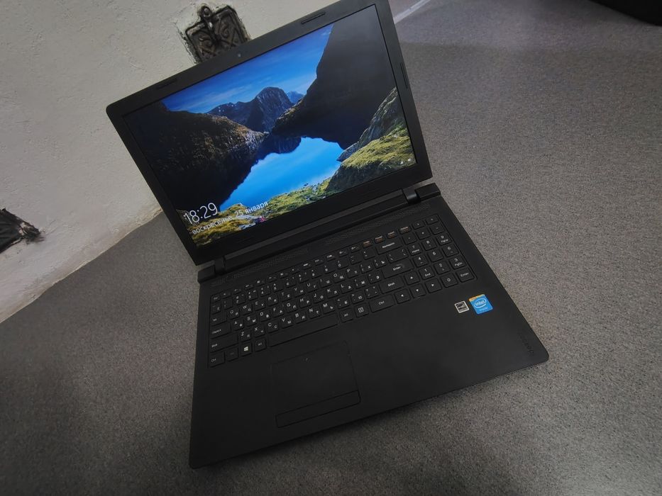 Продам офисный ноутбук плюс принтер