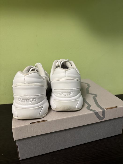 Дамски бели маратонки Kappa