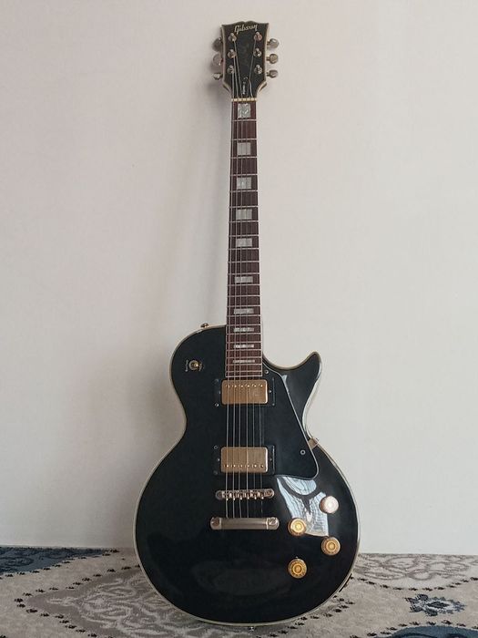 GIBSON elektron gitata