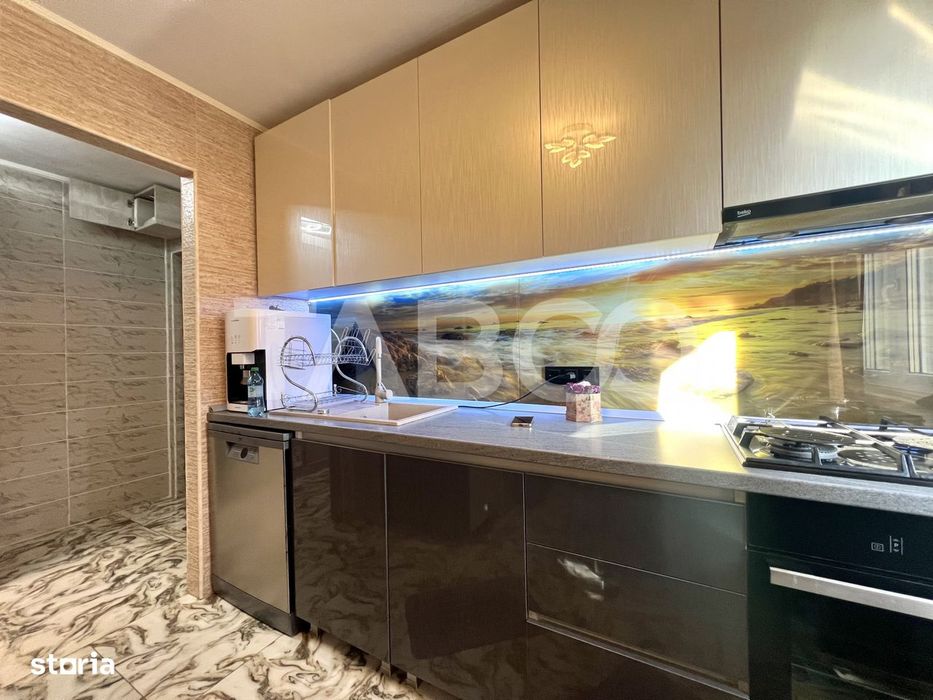 Apartament cu 3 camere in Gheorgheni la cheie zona Synevo boxa 16 mp