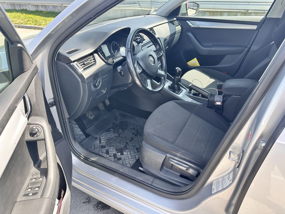 Skoda Octavia 1.6tdi 105cp