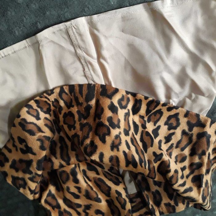 Нови -Пола и Блузка