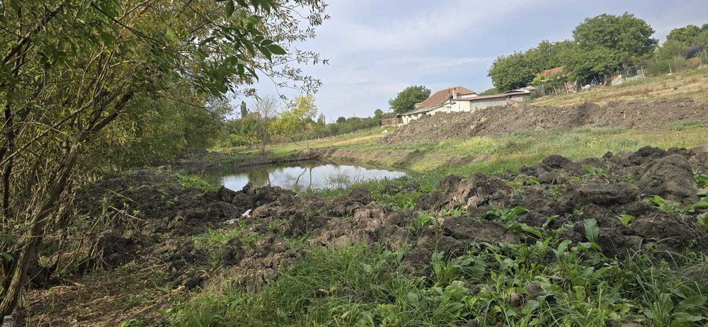 PROPRIETAR VAND 2 TERENURI intravilane - loc. CALACEA, Timis