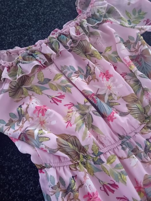 Rochiță deosebita,bust mare