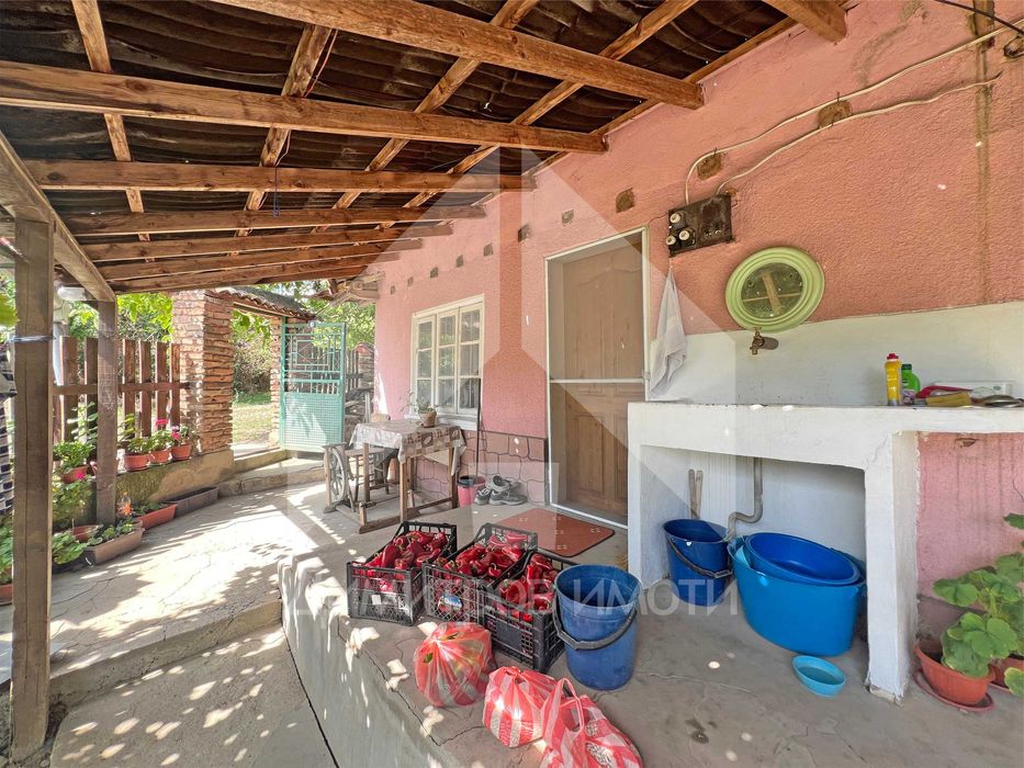 Продава се Къща в с. Писарево, Област Шумен - 94 кв.м за 288 €/кв.м - Снимка #2