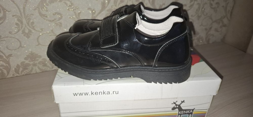 Туфли для девочки размер 35