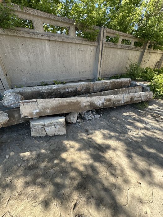 Бетонные блоки для стройки