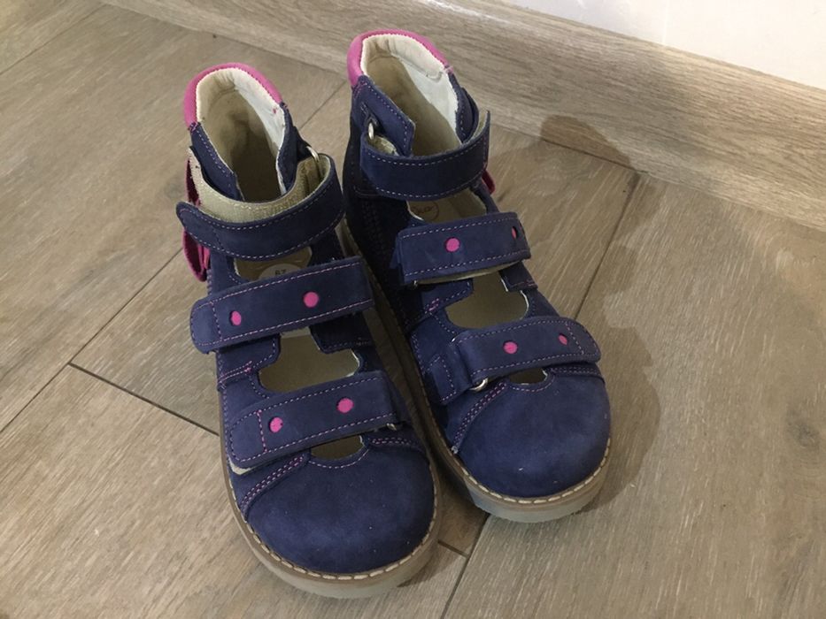 Продам ортопедические сандали