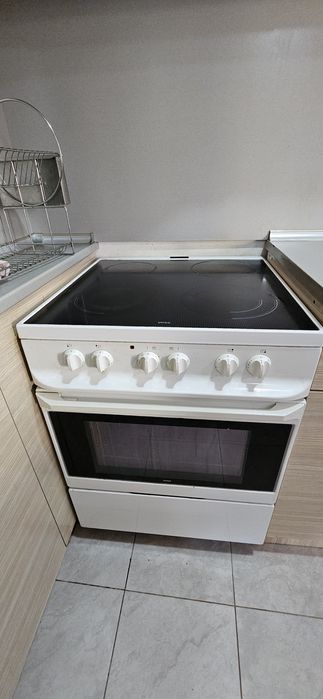 Готварска печка с плот 60см