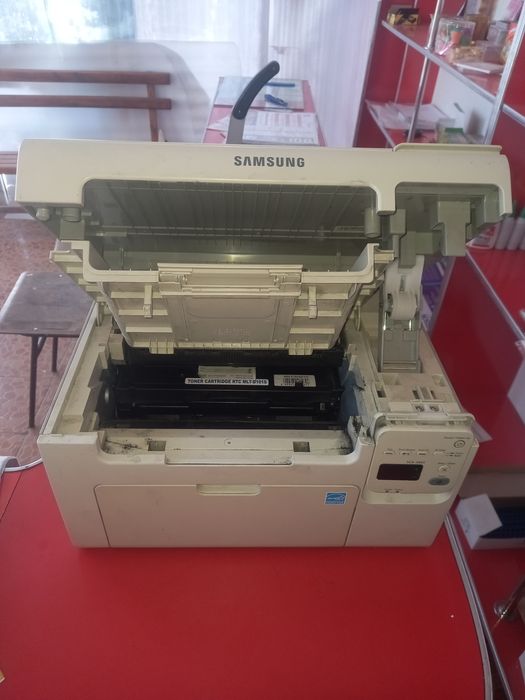 Samsung 3/1 da SCX 3405 yangi sostoyaniyada