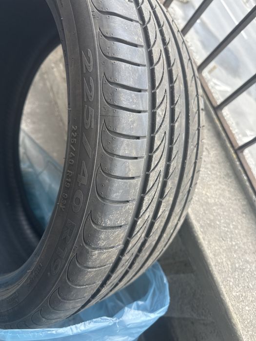 Vand anvelope pirelli 225 r19