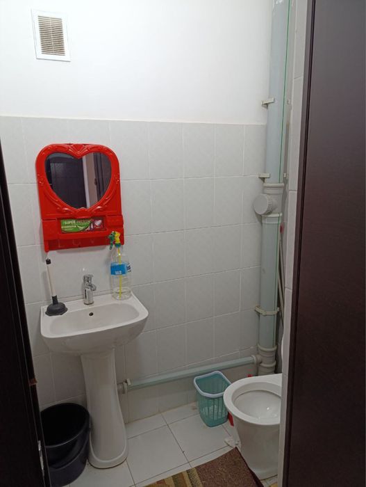 Roshshada 7 etajkada 3 xonali kivartira ijaraga beriladi