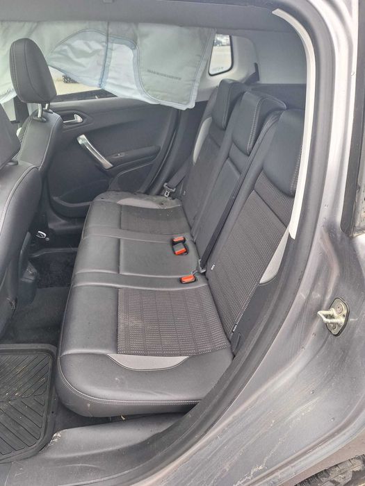 Dezmembrez Peugeot 2008 1.6 VTI 8FS 120 Cai  an 2014 140.000 km