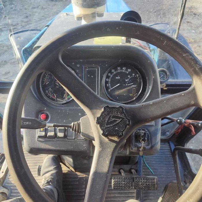 Belarus Traktor 1221