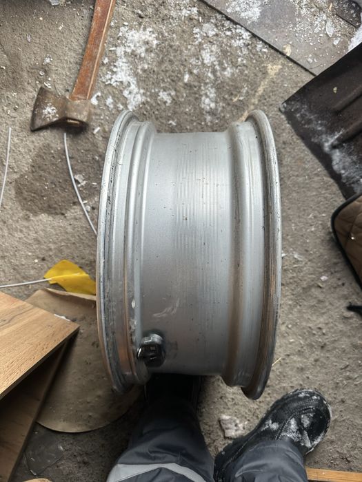 Диск от лексуса с датчиком 18 размер