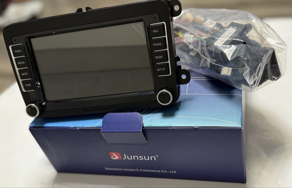 Navigatie VW adroid 12, 2gb ram/32 GB 7 inch, cooler racire