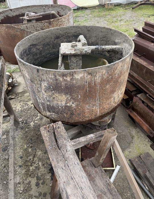 Станок брусчатки и шапки