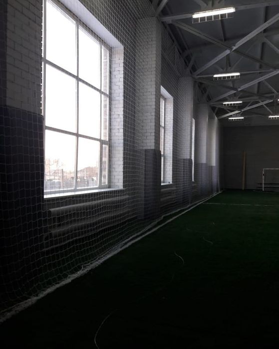 Сетка футбольная, заградительная