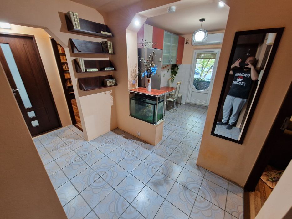 Chirie apartament PB