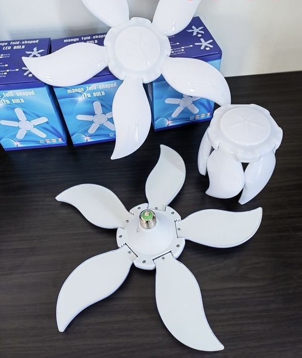 Лампочка-люстра очень яркая