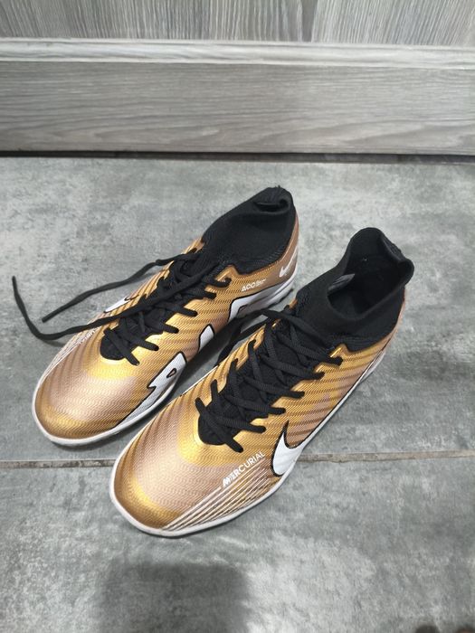 Продам бутцы сороконожки