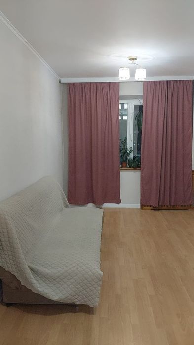 Продам шторы новые