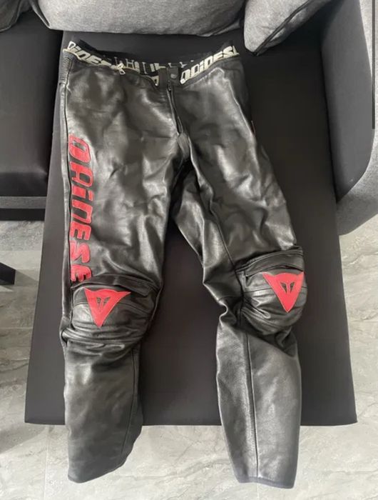 Pantaloni si Geaca Moto Dainese Piele