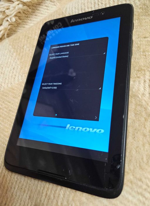 Таблет Lenovo A3500-FL