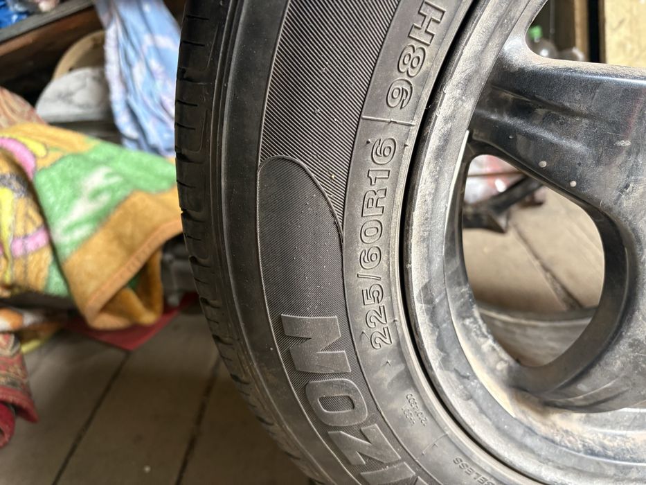 Продам запаску мерс
