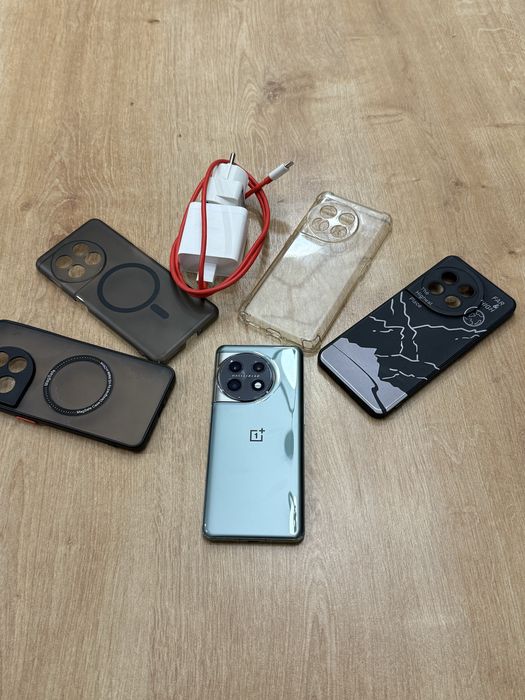 Oneplus 11  256/12gb