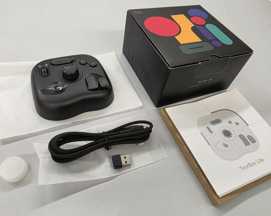 TourBox Lite: Универсален Контролер за Обработка на Снимки и Видео