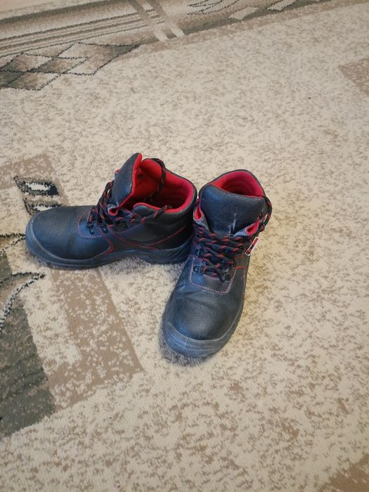 Рабочие ботинки. ЭРТО