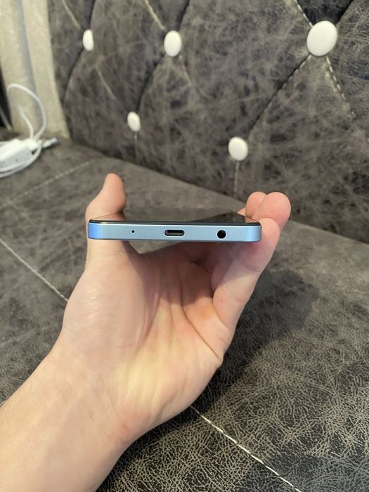 Redmi A5: новый 4/128ГБ,Blue,120 Hz, 6.88” IPS, 32MP, 5200mAh