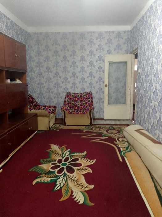 3 ком квартира сотилади. 8 мкр. Чинара