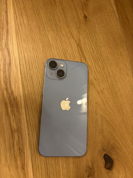 Iphone 14 - blue