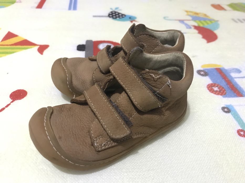 Sandale si ghetute copii