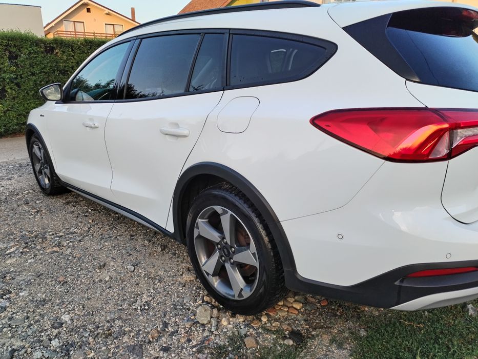 FORD Focus 2019 — imagine 3